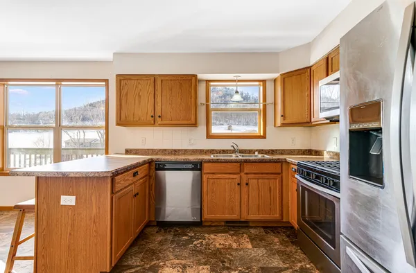 $330,000 | 500 Whitetail Drive, Stoddard, WI 54658