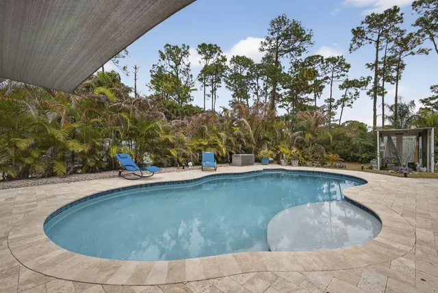 $915,000 | 15773 85th Road North, The Acreage, FL 33470