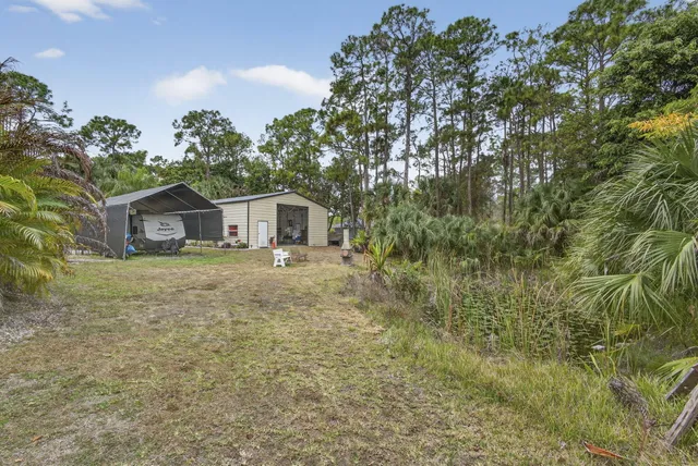 $915,000 | 15773 85th Road North, The Acreage, FL 33470