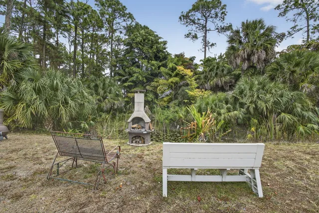 $915,000 | 15773 85th Road North, The Acreage, FL 33470
