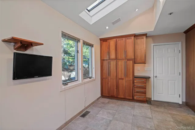 $7,000 | 208 Boulder Ridge Road, Scarsdale, NY 10583