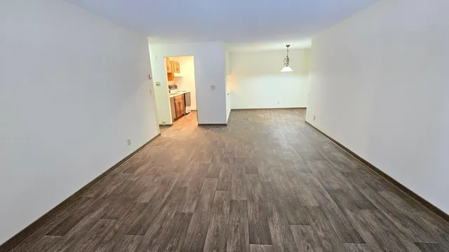 $139,900 | 35 Nathan Lane North, Unit 114, Plymouth, MN 55441