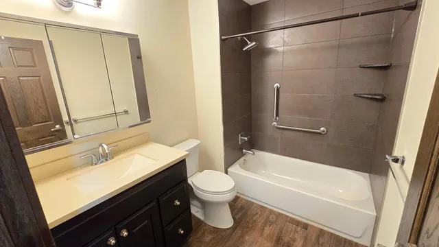 $129,900 | 35 Nathan Lane North, Unit 114, Plymouth, MN 55441