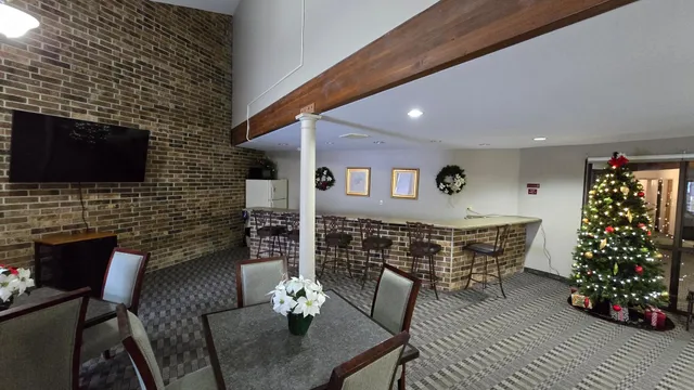 $129,900 | 35 Nathan Lane North, Unit 114, Plymouth, MN 55441