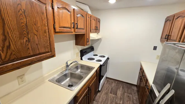 $139,900 | 35 Nathan Lane North, Unit 114, Plymouth, MN 55441