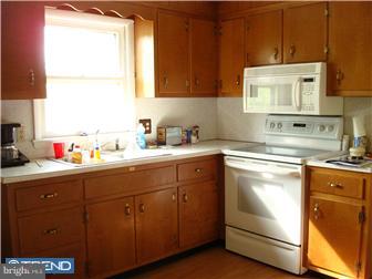2107 Yarnall Road Pottstown, PA 19464 - Photo 5 of 9 Kitchen