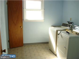 2107 Yarnall Road Pottstown, PA 19464 - Photo 9 of 9 Gallery Image 9