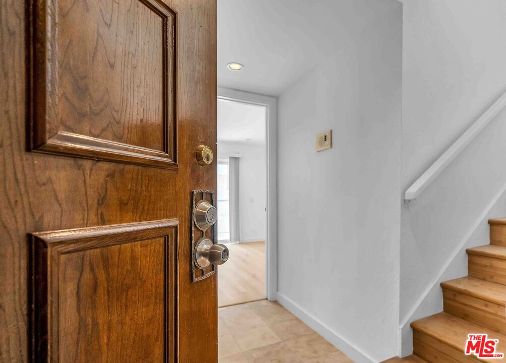 15 63rd Avenue, Unit 3 Playa del Rey, CA 90293 - Photo 3 of 34 a view of front door