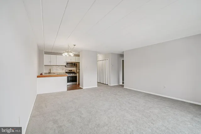 $155,000 | 207 Sussex House Cherry Hill, Cherry Hill, NJ 08034