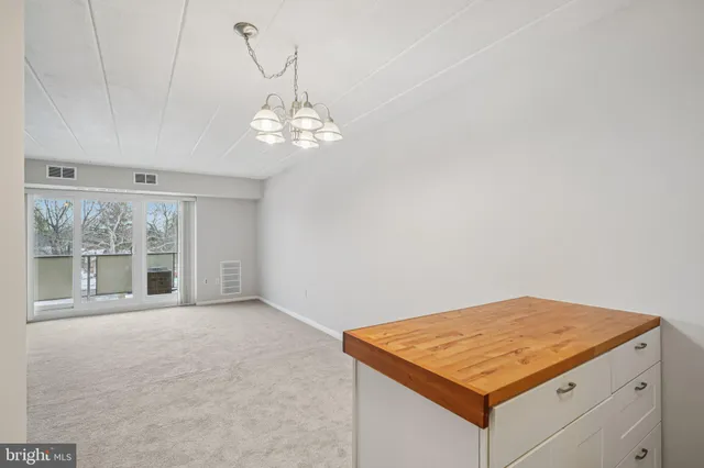 $155,000 | 207 Sussex House Cherry Hill, Cherry Hill, NJ 08034