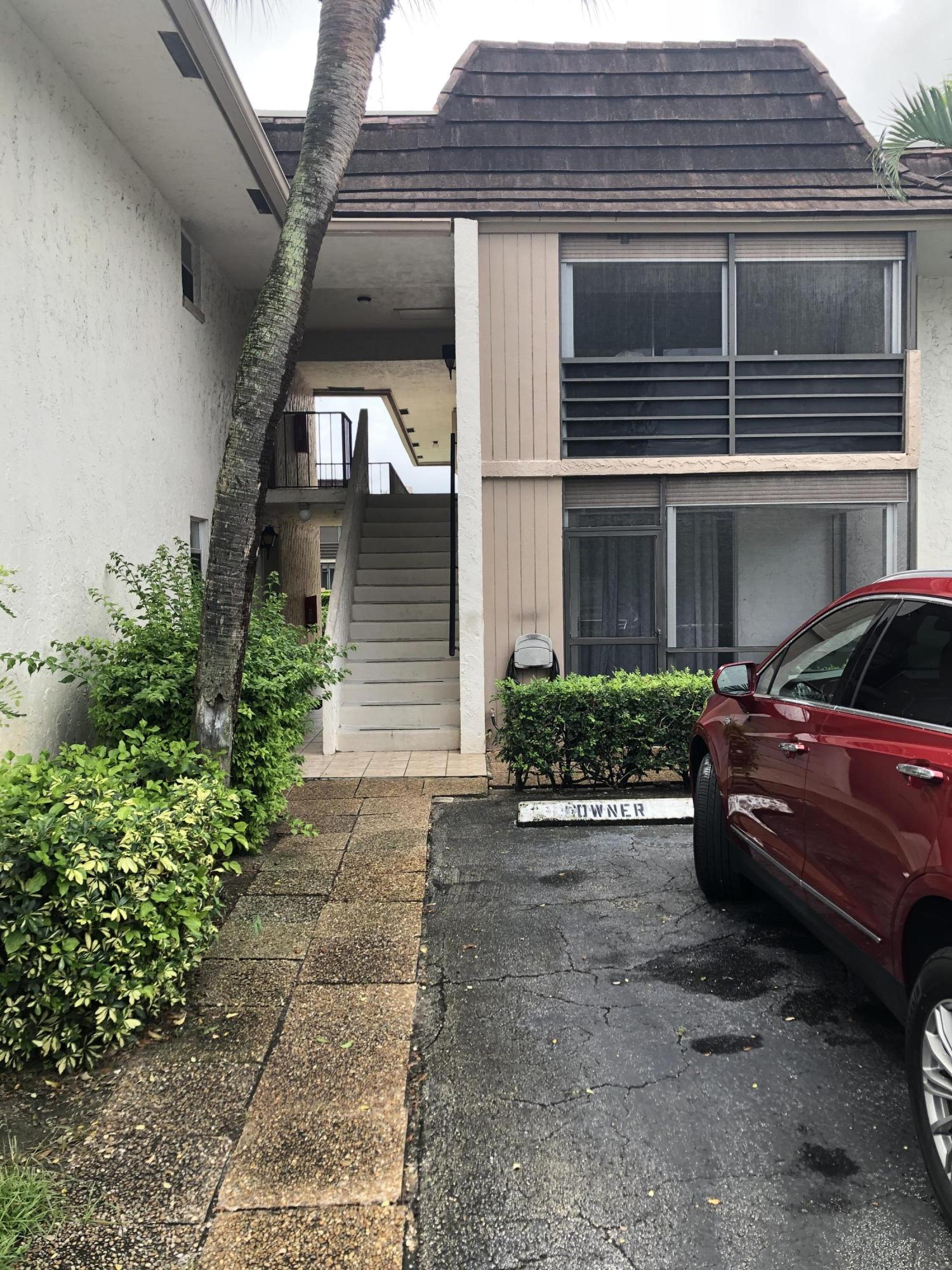 1050 Northwest 13th Street, Unit 291D Boca Raton, FL 33486 - Photo 1 of 11 Curbside view
