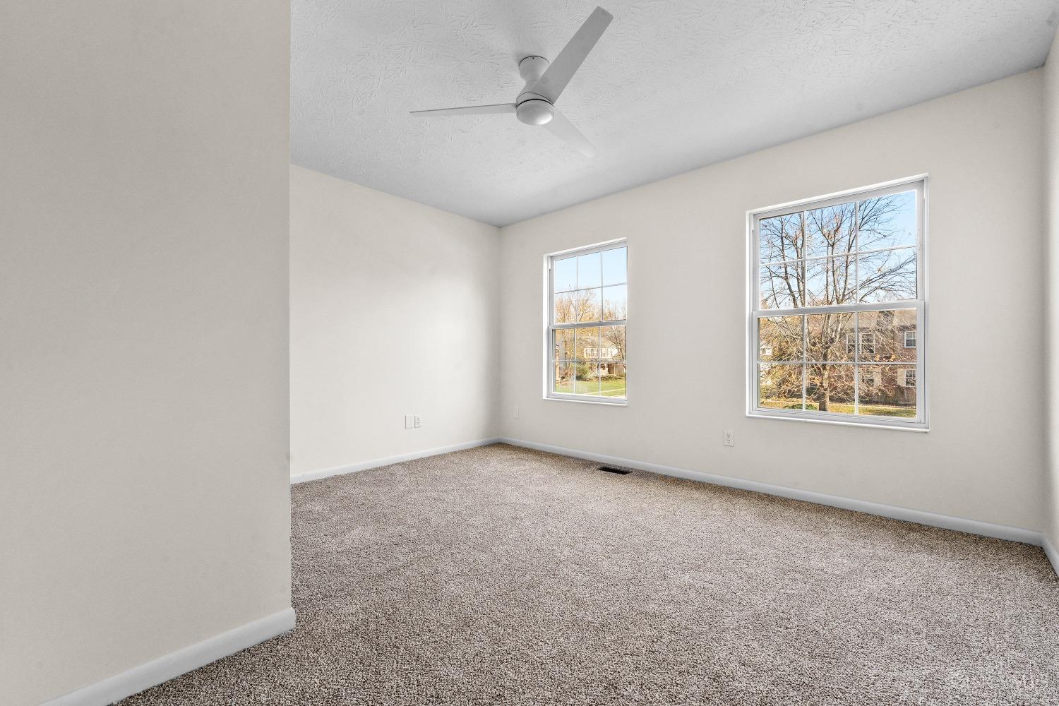 734 Regent Road Cincinnati, OH 45245 - Photo 28 of 35 Gallery Image 28