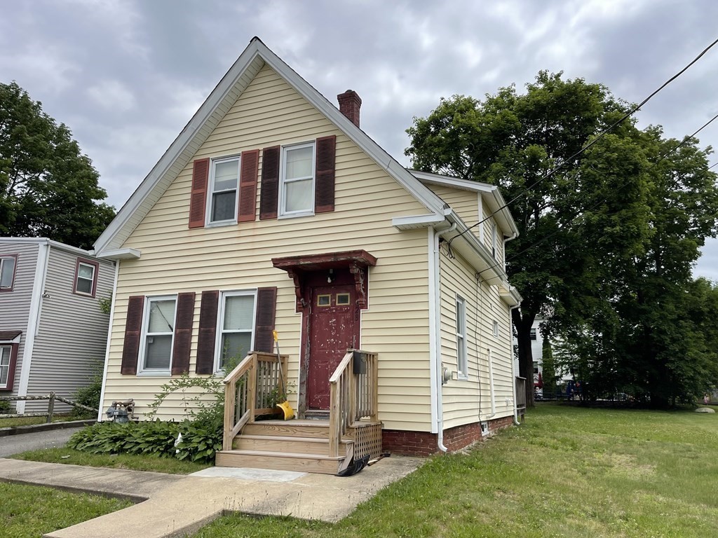 28 Star Street Whitman, MA 02382 - Photo 2 of 7