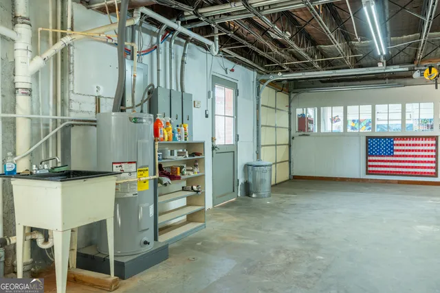 $850,000 | 18 West Currahee Street, Toccoa, GA 30577