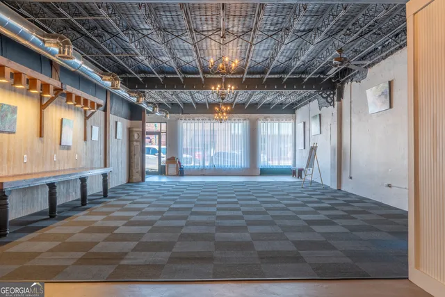 $850,000 | 18 West Currahee Street, Toccoa, GA 30577