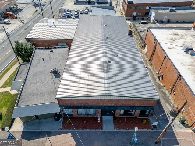 $850,000 | 18 West Currahee Street, Toccoa, GA 30577