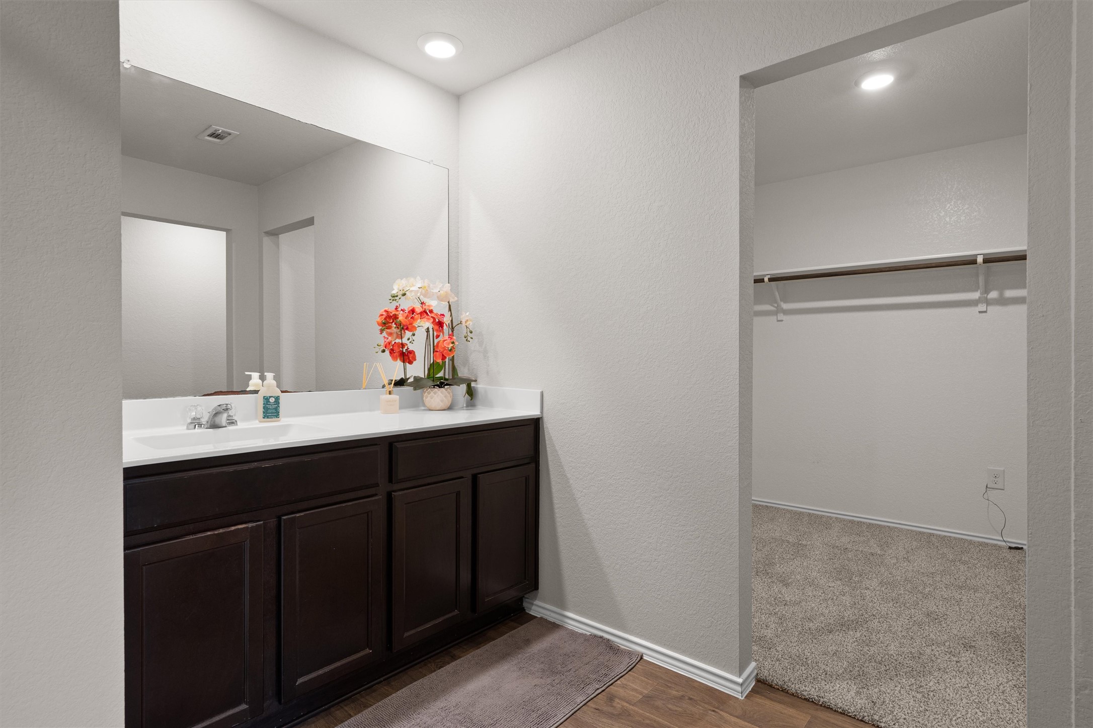 15217 Upland Willow Road Austin, TX 78724 - Photo 13 of 28