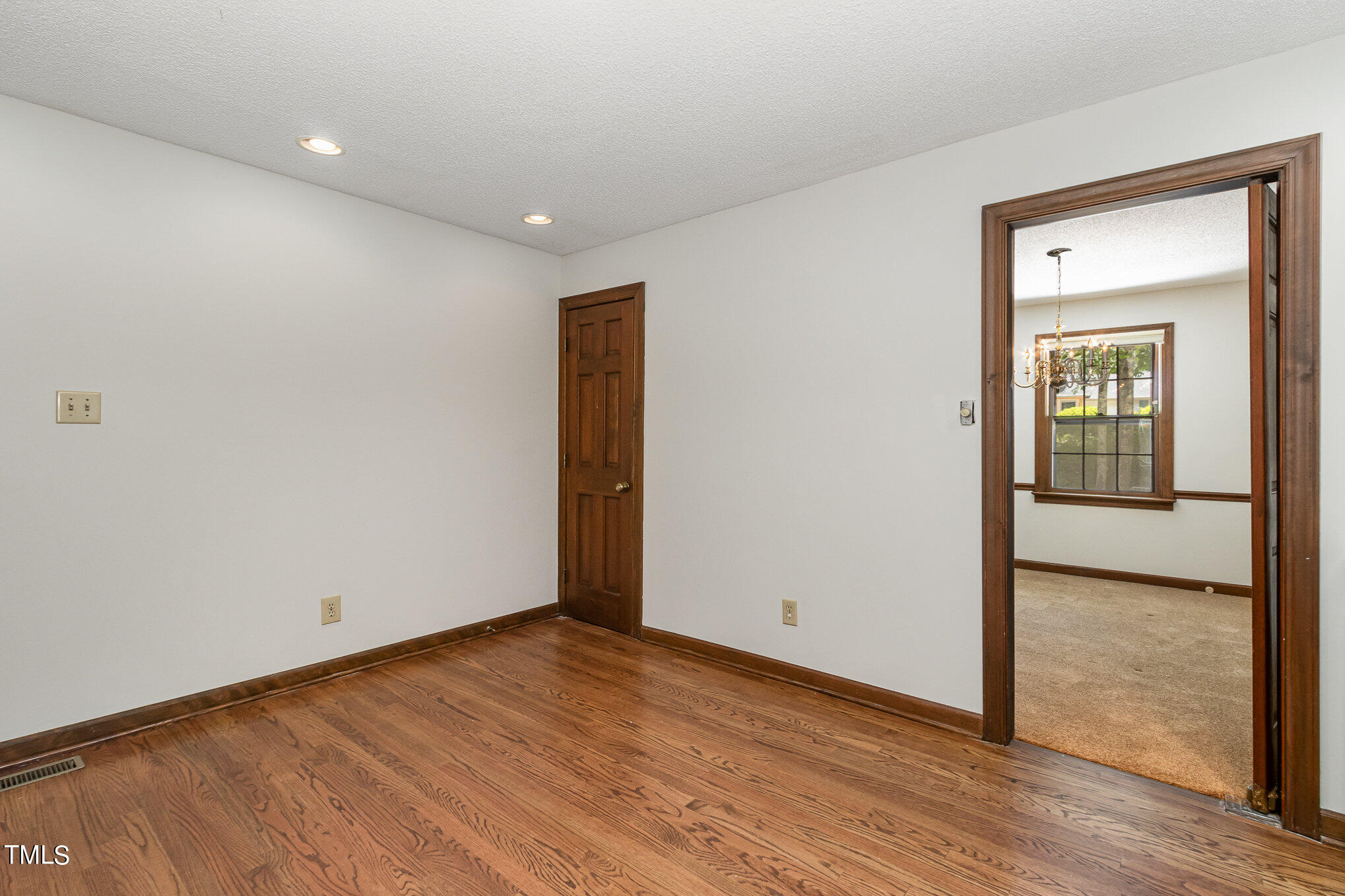 6721 Ridgecroft Lane Raleigh, NC 27615 - Photo 11 of 27 Kitchen