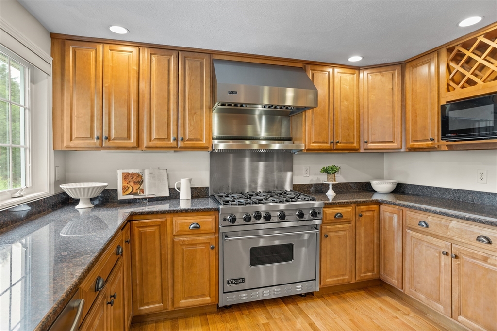 5 Mallard Road Acton, MA 01720 - Photo 10 of 41 Gallery Image 10