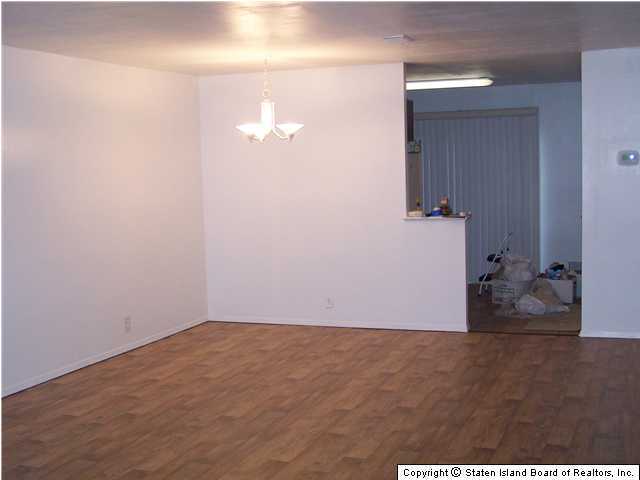 36 Rumson Road Staten Island, NY 10314 - Photo 2 of 5 Additional Photo