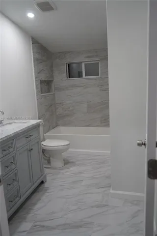 $130,000 | 9801 Oaks Street, Tampa, FL 33635