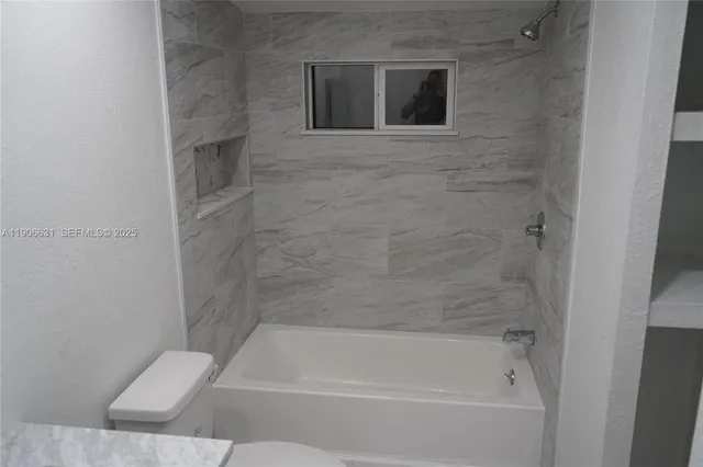 $130,000 | 9801 Oaks Street, Tampa, FL 33635