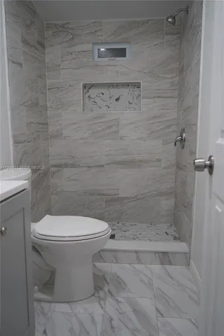 $130,000 | 9801 Oaks Street, Tampa, FL 33635