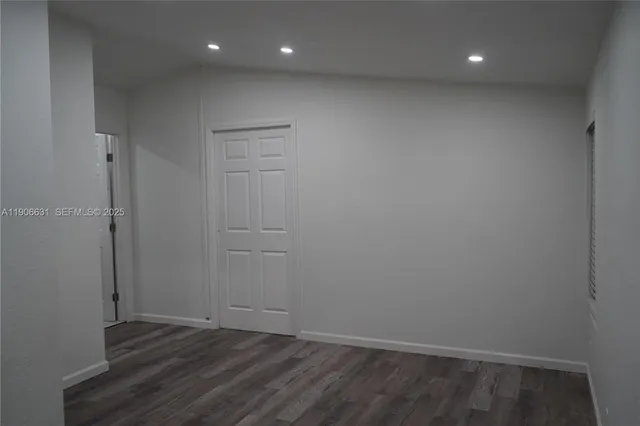 $130,000 | 9801 Oaks Street, Tampa, FL 33635