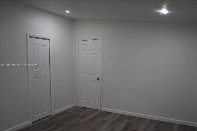 $130,000 | 9801 Oaks Street, Tampa, FL 33635