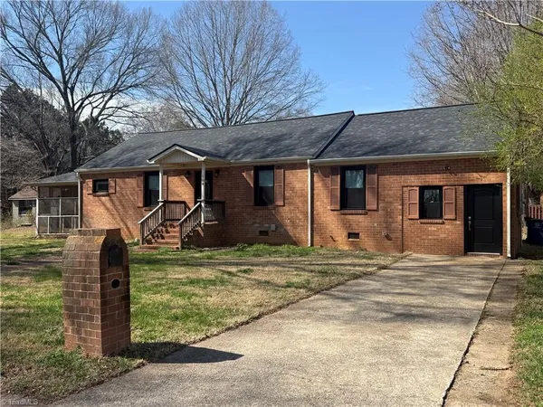 $2,000 | 104 Walters Street, Mayodan, NC 27027