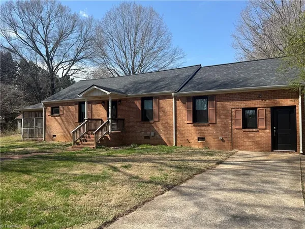 $2,000 | 104 Walters Street, Mayodan, NC 27027