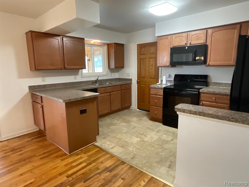 6354 Cyclone Road Otter Lake, MI 48464 - Photo 17 of 33 Gallery Image 17
