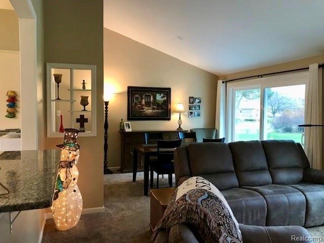 259 Nesbit Lane Rochester Hills, MI 48309 - Photo 9 of 38
