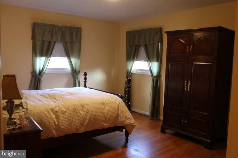 206 Beechcroft Road Winchester, VA 22601 - Photo 19 of 29 Bedroom