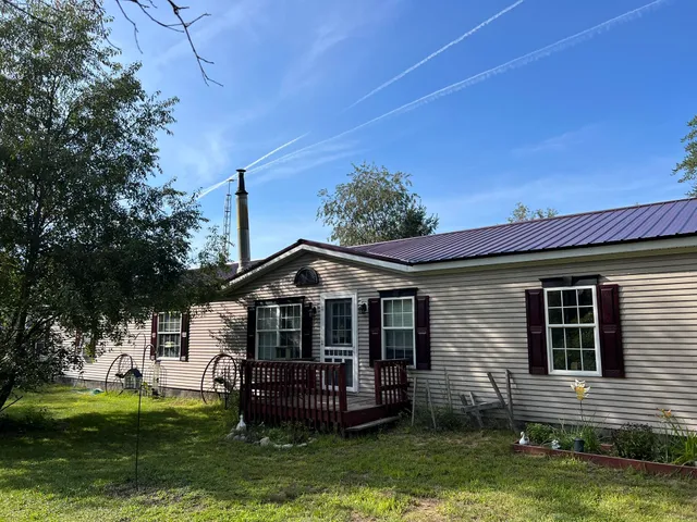 $279,900 | 984 West Rose Meadow Drive, Luther, MI 49656