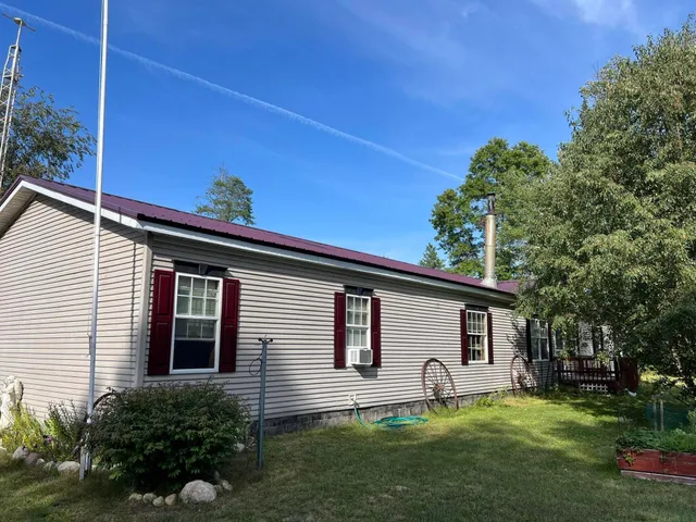 $279,900 | 984 West Rose Meadow Drive, Luther, MI 49656