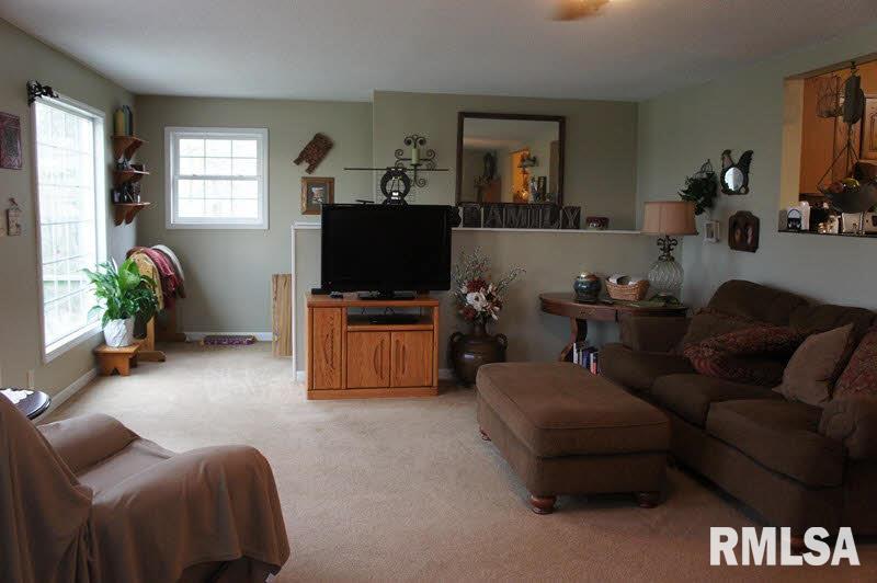 6701 Midway Road Metropolis, IL 62960 - Photo 5 of 26