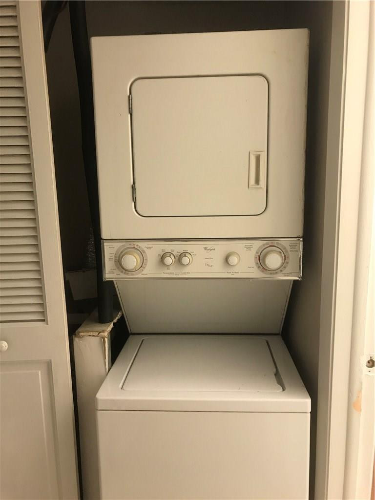 7750 West McNab Road, Unit 104 Fort Lauderdale, FL 33321 - Photo 3 of 16 WASHER & DRYER IN CONDO !!
