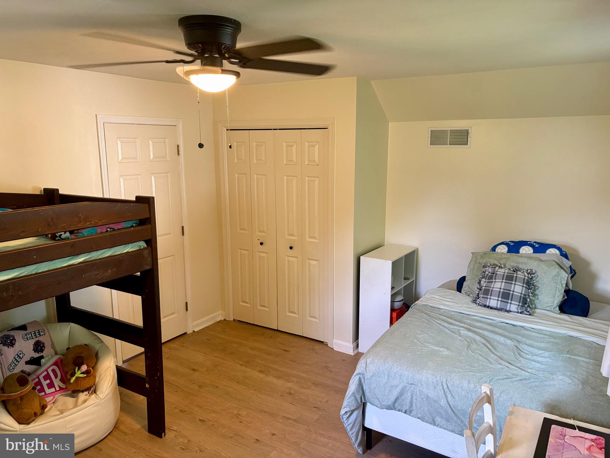 220 Boxwood Road Manchester, PA 17345 - Photo 21 of 33 Bedroom 3
