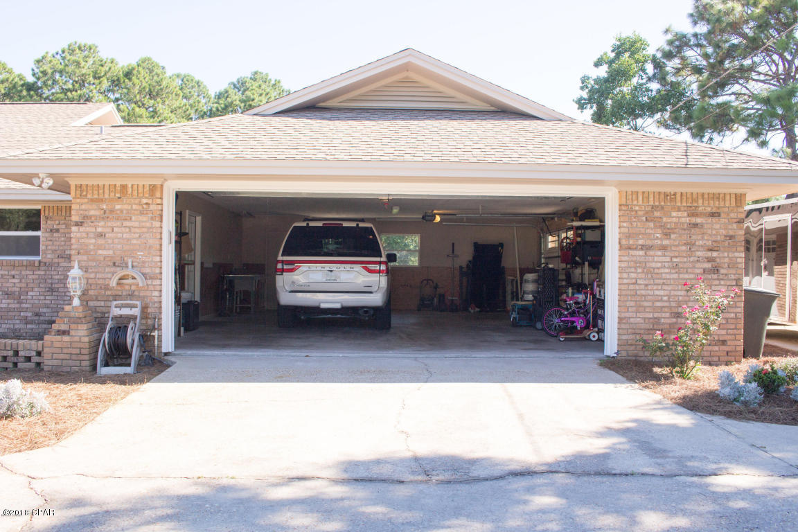 2813 Longleaf Road Panama City, FL 32405 - Photo 8 of 28 Gallery Image 8