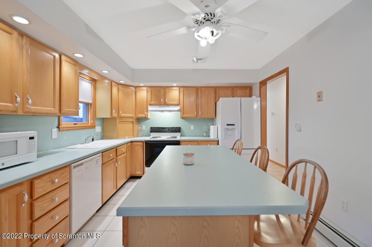 485 Spring Run Lane Moscow, PA 18444 - Photo 15 of 89 Gallery Image 15