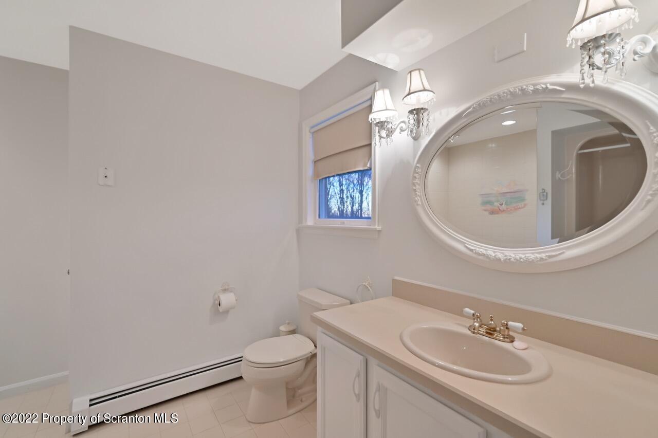 485 Spring Run Lane Moscow, PA 18444 - Photo 21 of 89 Gallery Image 21