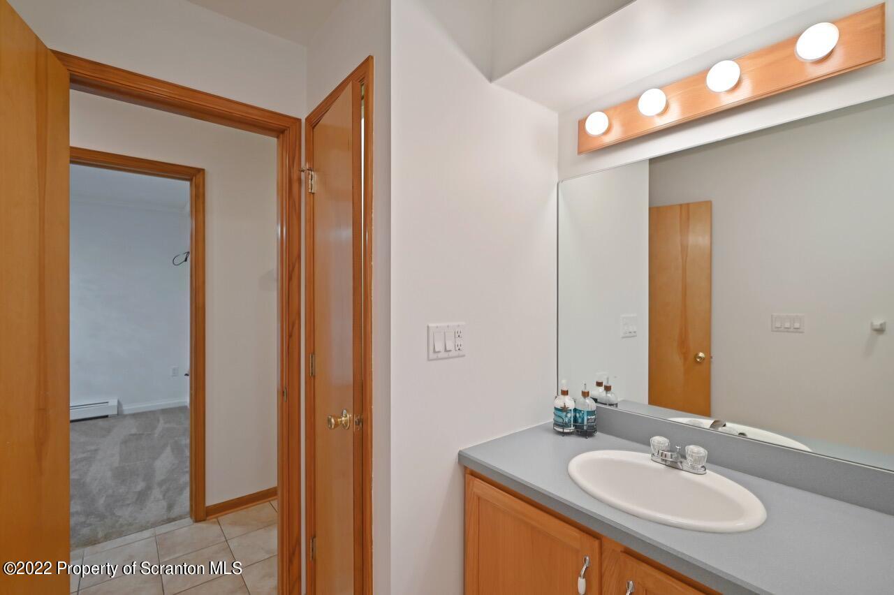 485 Spring Run Lane Moscow, PA 18444 - Photo 30 of 89 Gallery Image 30