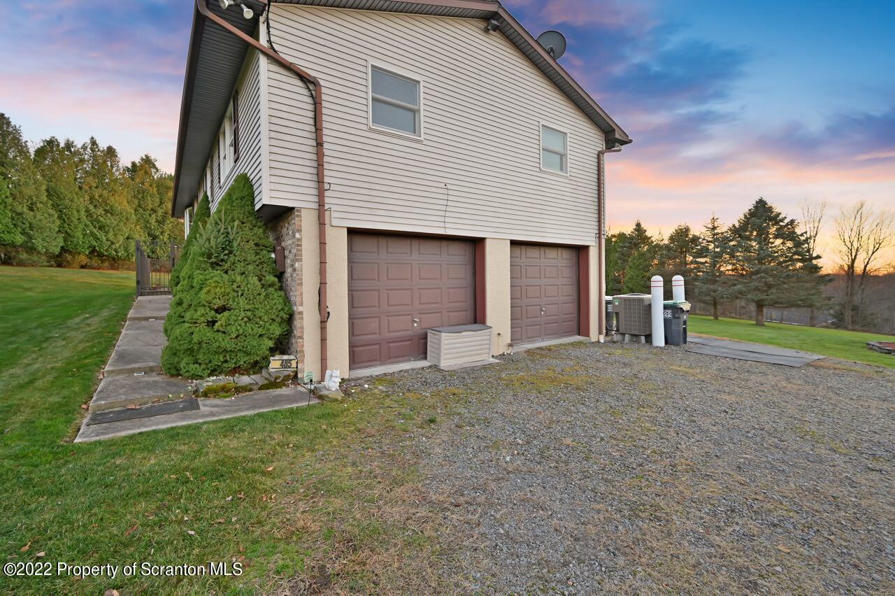 485 Spring Run Lane Moscow, PA 18444 - Photo 44 of 89 Gallery Image 44