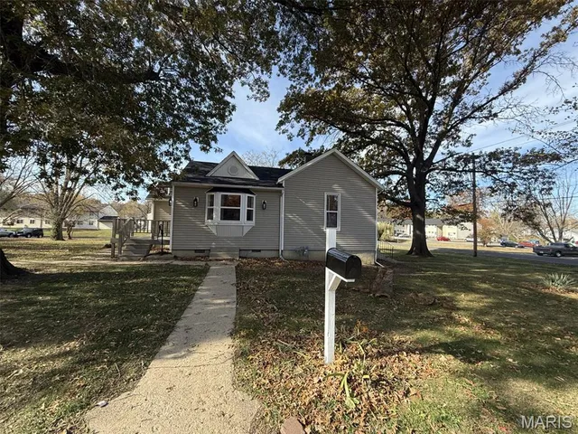 $142,000 | 904 West Johnson Street, Vandalia, IL 62471
