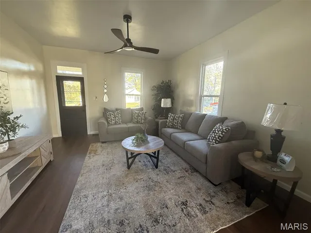 $142,000 | 904 West Johnson Street, Vandalia, IL 62471