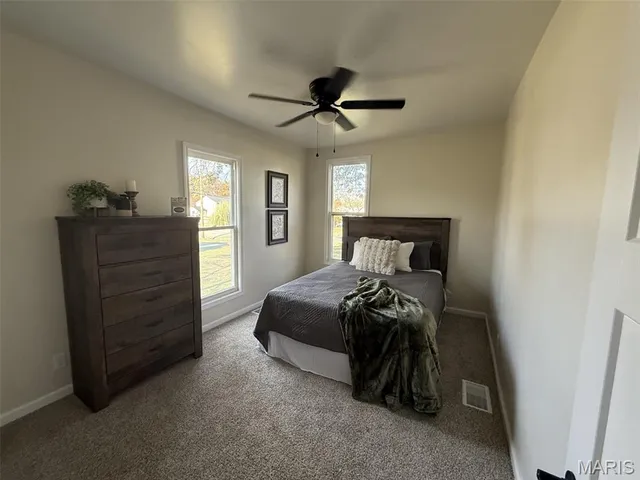 $142,000 | 904 West Johnson Street, Vandalia, IL 62471