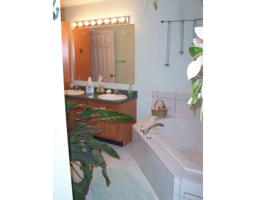 3 Fir Road Westford, MA 01886 - Photo 8 of 13 Gallery Image 8