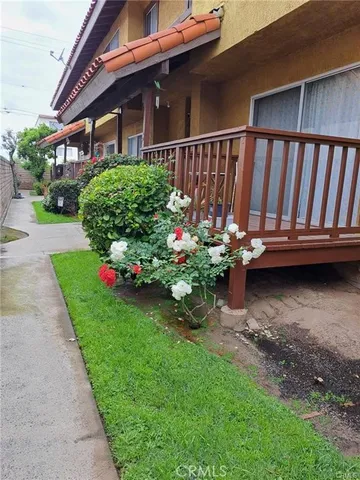 $522,000 | 15205 Budlong Avenue, Unit 9, Gardena, CA 90247