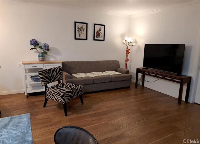 $522,000 | 15205 Budlong Avenue, Unit 9, Gardena, CA 90247